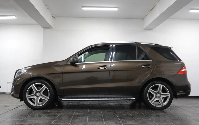 Mercedes-Benz ML cena 141900 przebieg: 152900, rok produkcji 2015 z Tychowo małe 781